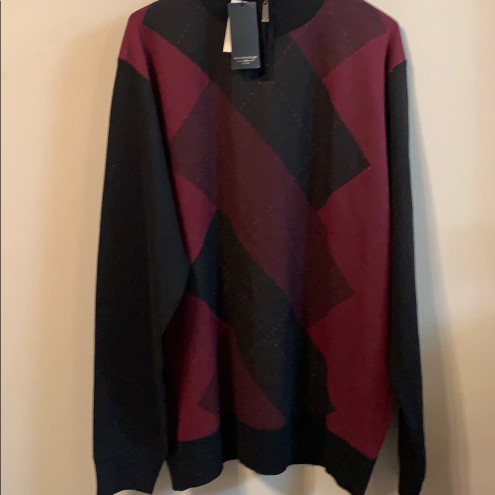 Argyle wine and burgundy and black sweater - Picture 3 of 4